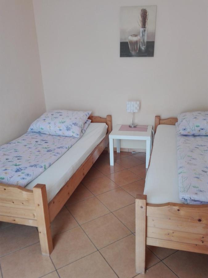 Relax U Janusza Hotel Kolobrzeg Ngoại thất bức ảnh
