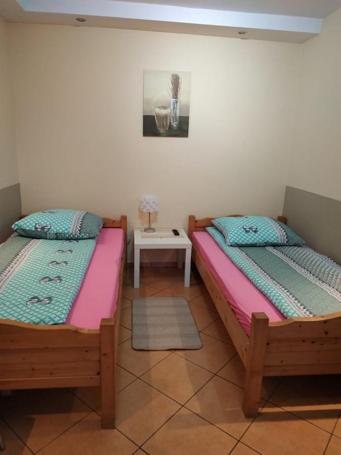 Relax U Janusza Hotel Kolobrzeg Ngoại thất bức ảnh